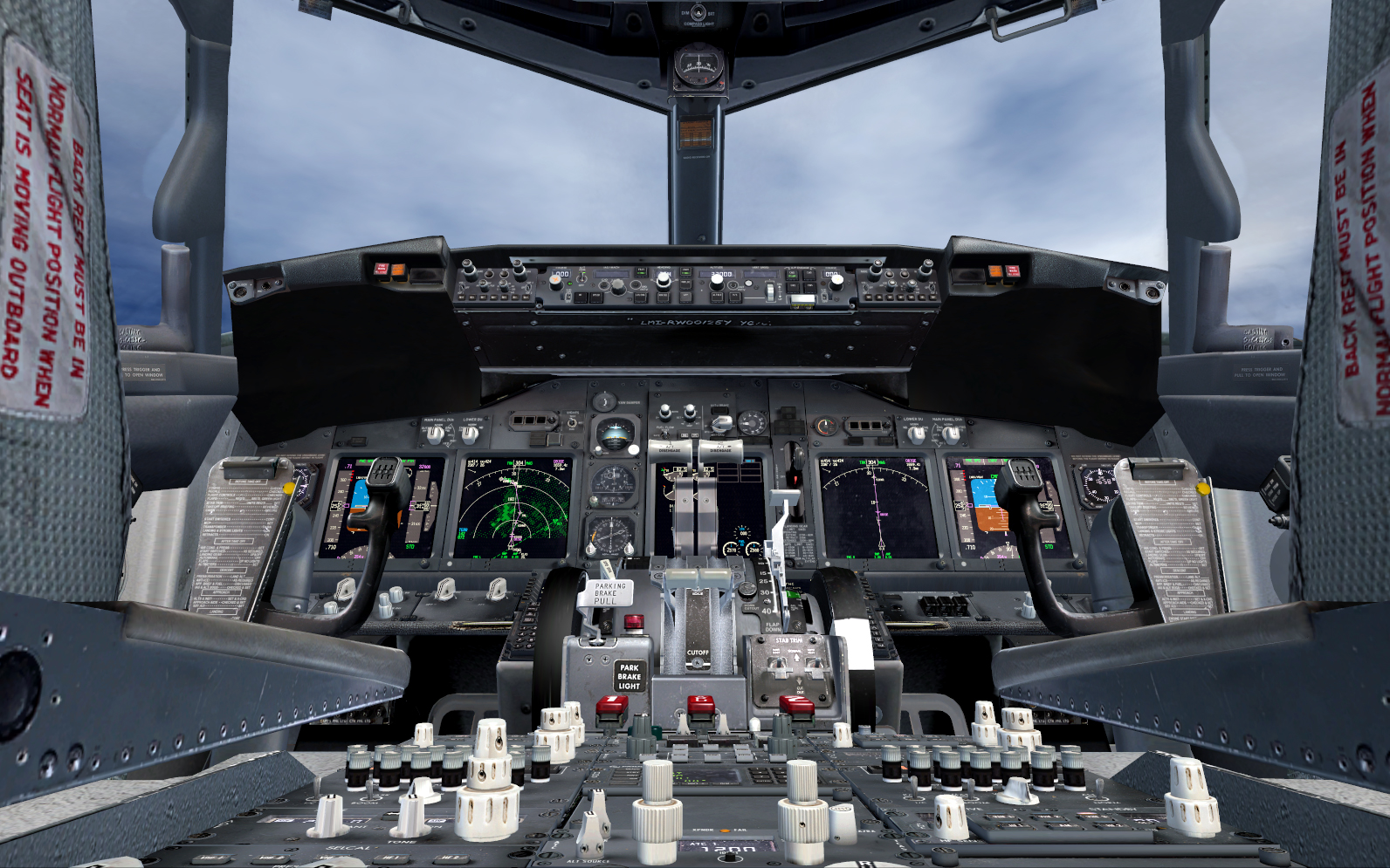 AUA_738WL_2.jpg